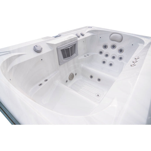 Luxury Spas Marquis Hot and Cold Spa I02